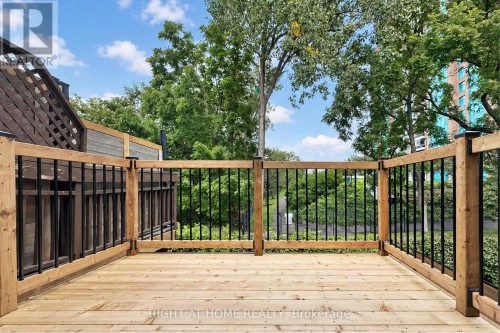 60 Malhotra Court, Ottawa, ON 