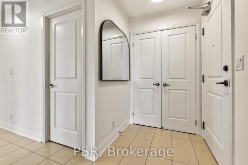 717 - 12 WOODSTREAM BOULEVARD , Vaughan, Ontario L4L 8C3 4