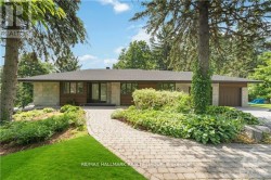 41 CEDAR ROAD Ottawa, ON K1J 6L5
