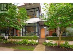290 E 11TH AVENUE  Vancouver, BC V5T 2C3