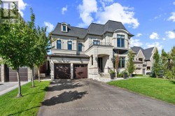 4 BASIL RIDGE COURT  King, ON L7B 0B9