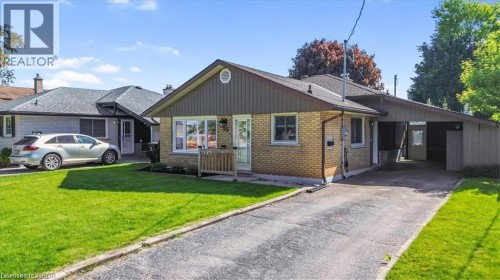 35 WEICHEL Street  Kitchener, ON N2M 2A7