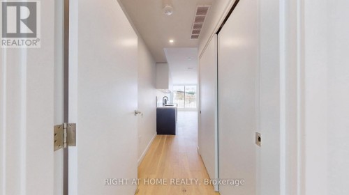 UNIT 3 - 3122 DUNDAS STREET W , Toronto, Ontario M6P 2A1 2