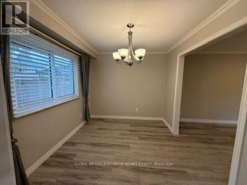 3232 ULMAN ROAD , Oakville, Ontario L6L 5T1 5