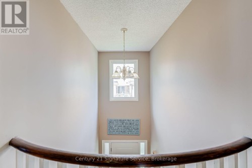 2755 Lindholm Crescent, Mississauga, ON 