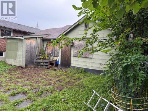 1304 Alexandra Avenue, Mississauga, ON 