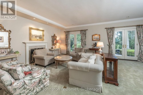 89 Ardwold Gate, Toronto, ON 
