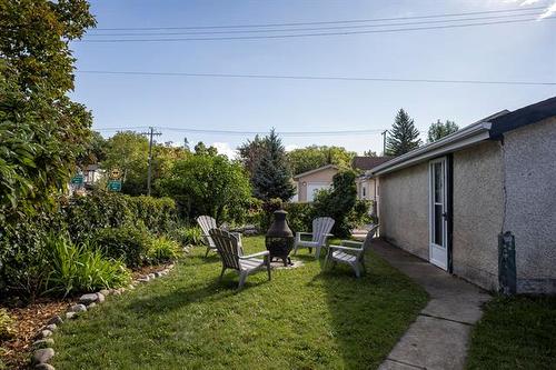 318 Lockwood St, Winnipeg, MB 
