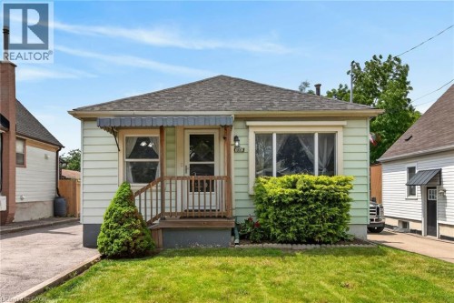 302 EAST 28TH Street  Hamilton, ON L8V 3J3