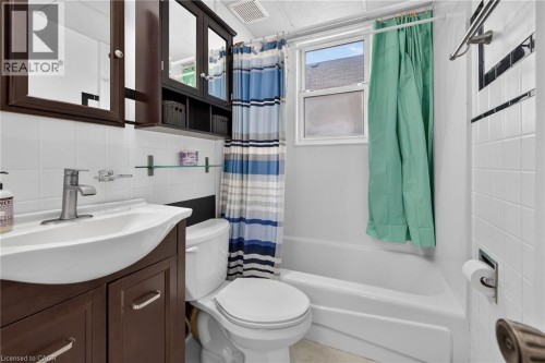 302 East 28Th Street, Hamilton, ON 