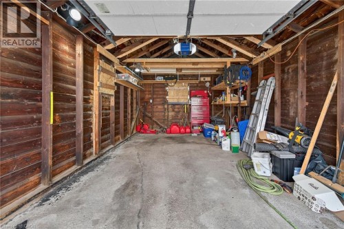 302 East 28Th Street, Hamilton, ON 