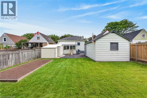 302 East 28Th Street, Hamilton, ON 