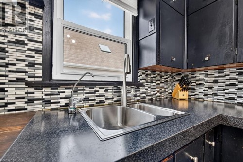 302 East 28Th Street, Hamilton, ON 