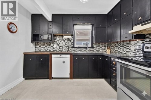 302 East 28Th Street, Hamilton, ON 