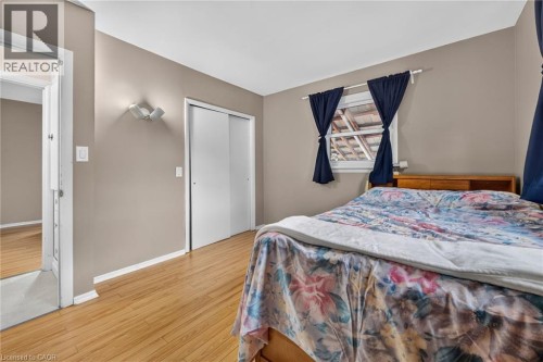 302 East 28Th Street, Hamilton, ON 