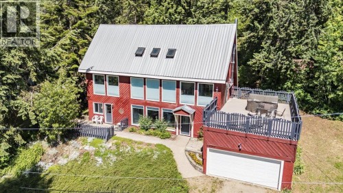 2390 McLeod Avenue  Rossland, BC V0G 1Y0