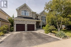 2194 BERWICK DRIVE  Burlington, ON L7M 5C3