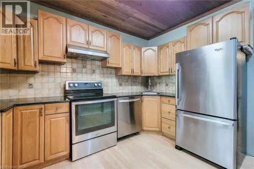 12 Leinster Avenue S, Hamilton, ON 