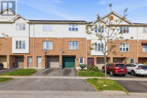 1557 HUMMINGBIRD COURT  Pickering, ON L1V 7H8