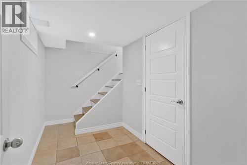 3633 McKay Unit# LOWER , Windsor, Ontario N9E 2S3 4