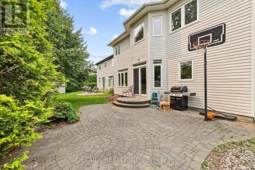30 Cedar Valley Drive, Ottawa, ON 