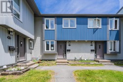 32C BENLEA DRIVE  Ottawa, ON K2G 4A8
