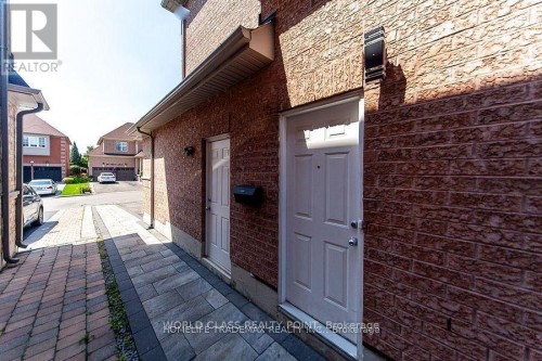BASEMENT APARTMENT - 83 AMPEZZO AVENUE , Vaughan, Ontario L4H 3K1 2