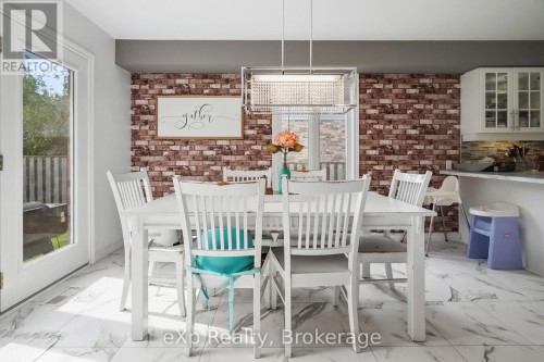 29 Maple Street, Mapleton, ON 