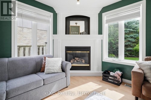 29 Maple Street, Mapleton, ON 