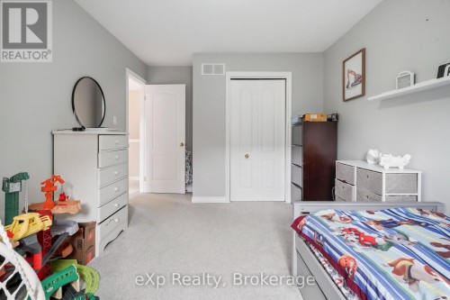 29 Maple Street, Mapleton, ON 