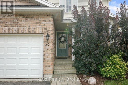 29 Maple Street, Mapleton, ON 