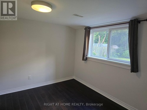 20 LIPPINCOTT COURT , Richmond Hill, Ontario L4C 7M4 4