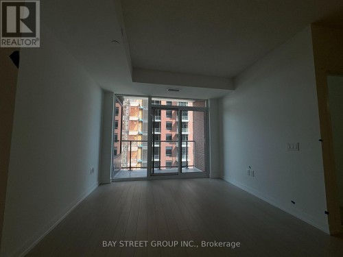 2022 - 4010 EGLINTON AVENUE W , Toronto, Ontario M9A 0G5 5