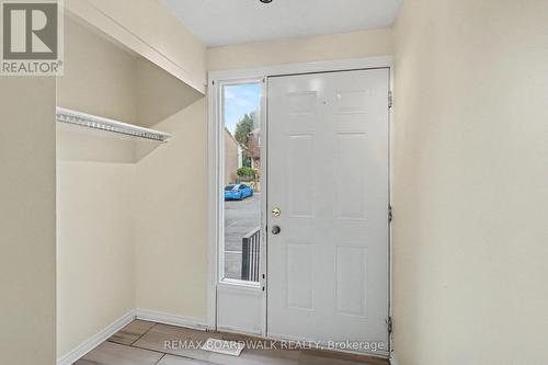 912 ELMSMERE ROAD , Ottawa, Ontario K1J 7T6 2