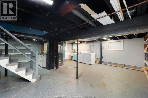 1620 Drouillard, Windsor, ON 