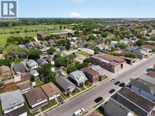 1620 Drouillard, Windsor, ON 