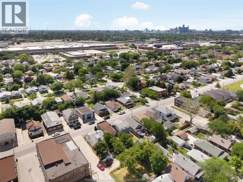 1620 Drouillard, Windsor, ON 