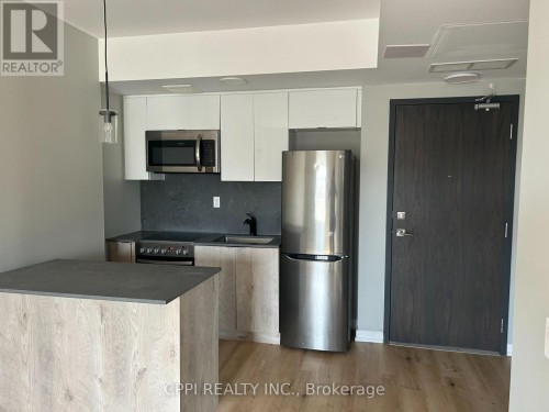 301 - 70 KING STREET E , Oshawa, Ontario L1H 0A2 2