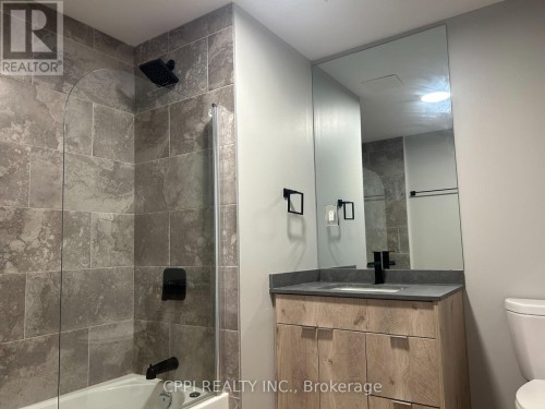 301 - 70 KING STREET E , Oshawa, Ontario L1H 0A2 4