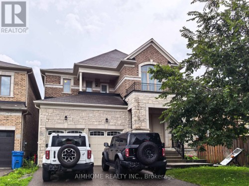 706 HARRY DOUGLAS STREET  Newmarket, ON L3X 0J8
