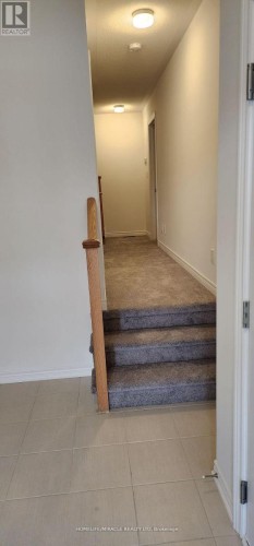 2039 CAMERON LOTT CRESCENT , Oshawa, Ontario L1L 0S1 2