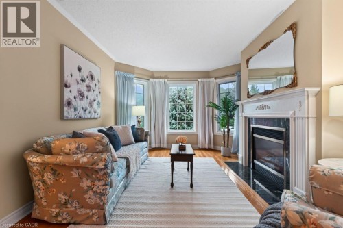 1141 Lockhart Road, Burlington, ON 