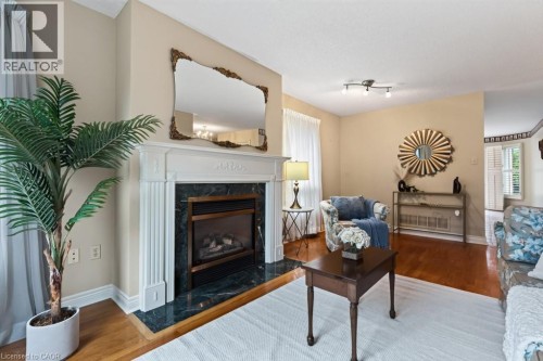 1141 Lockhart Road, Burlington, ON 
