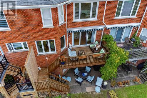 112 Fairwood Place W, Burlington, ON 