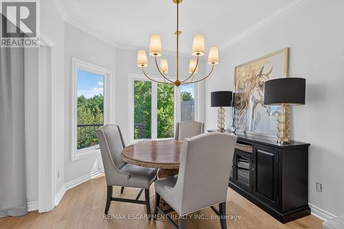 112 Fairwood Place W, Burlington, ON 