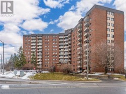 817 - 3100 CARLING AVENUE  Ottawa, ON K2B 6J6