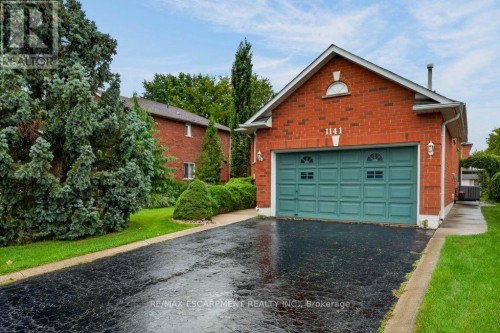 1141 Lockhart Road, Burlington, ON 