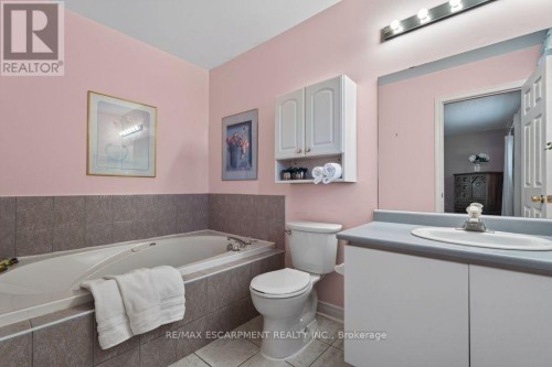 1141 Lockhart Road, Burlington, ON 