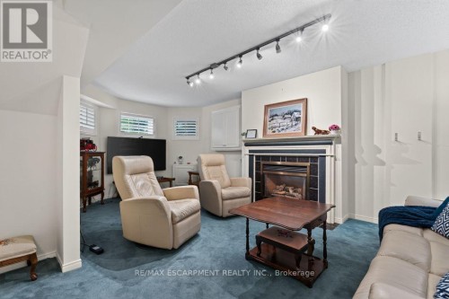 1141 Lockhart Road, Burlington, ON 