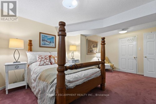 1141 Lockhart Road, Burlington, ON 